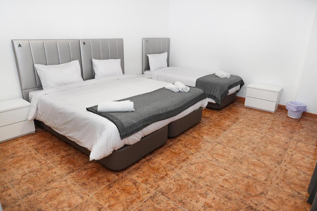 Host Albergue