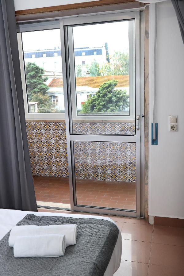 Host * Lisboa
